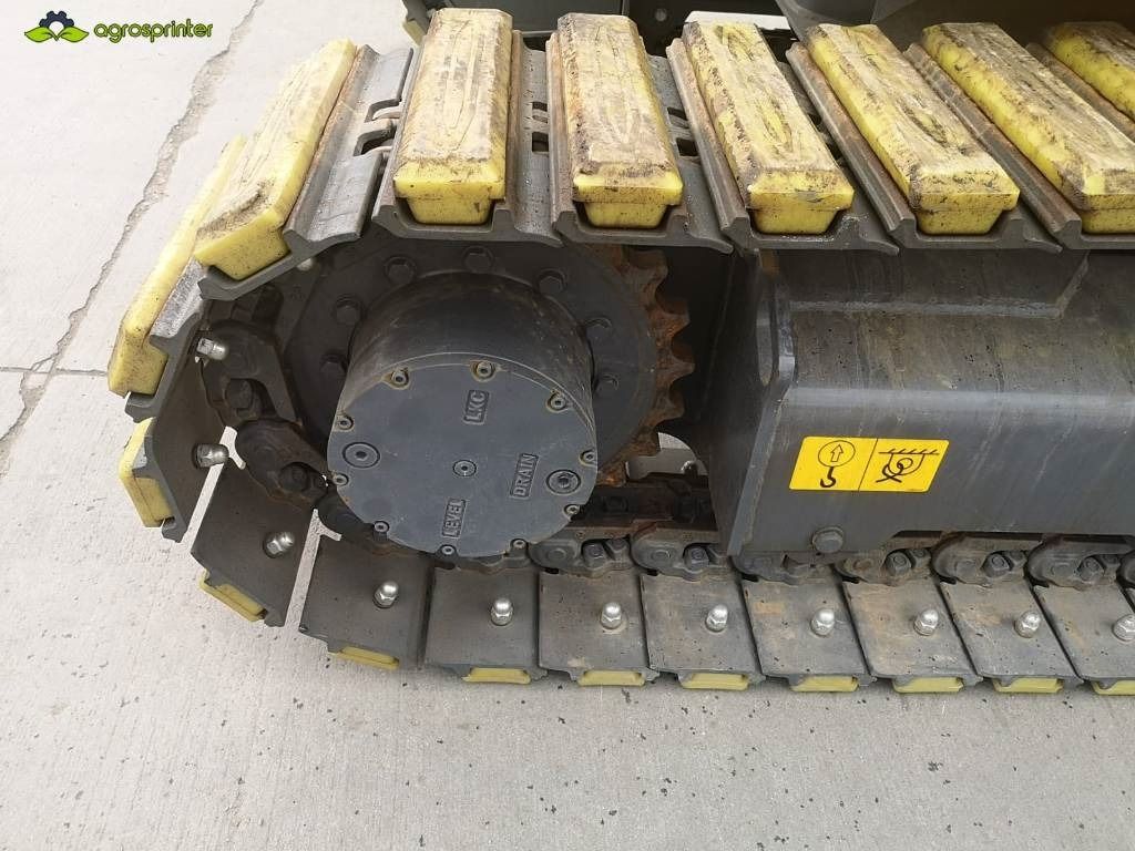 2021 XCMG XE35U mini excavator track assembly detail