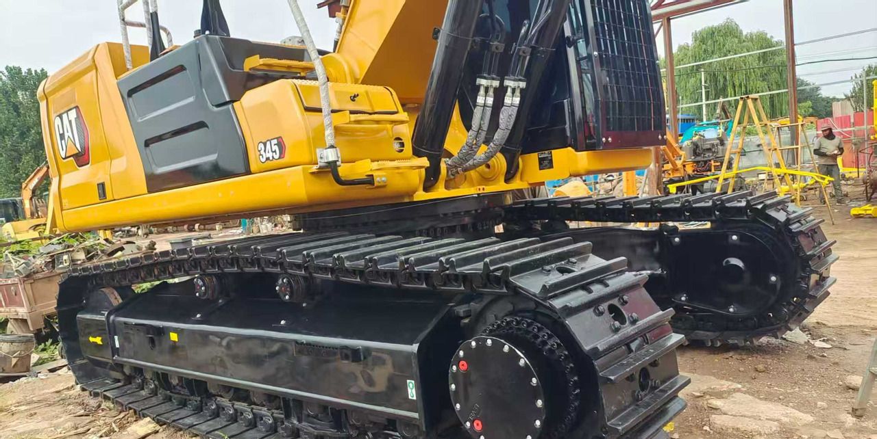 2022 Caterpillar 345GC crawler excavator side view