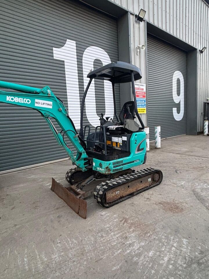 2021 Kobelco SK17SR mini excavator, side view 2021 Kobelco SK17SR mini excavator, side view