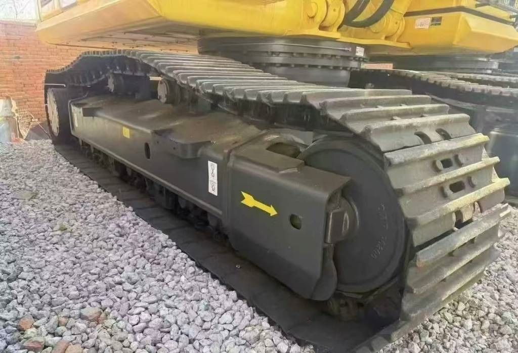 2024 Komatsu PC350LC-8 crawler excavator undercarriage view