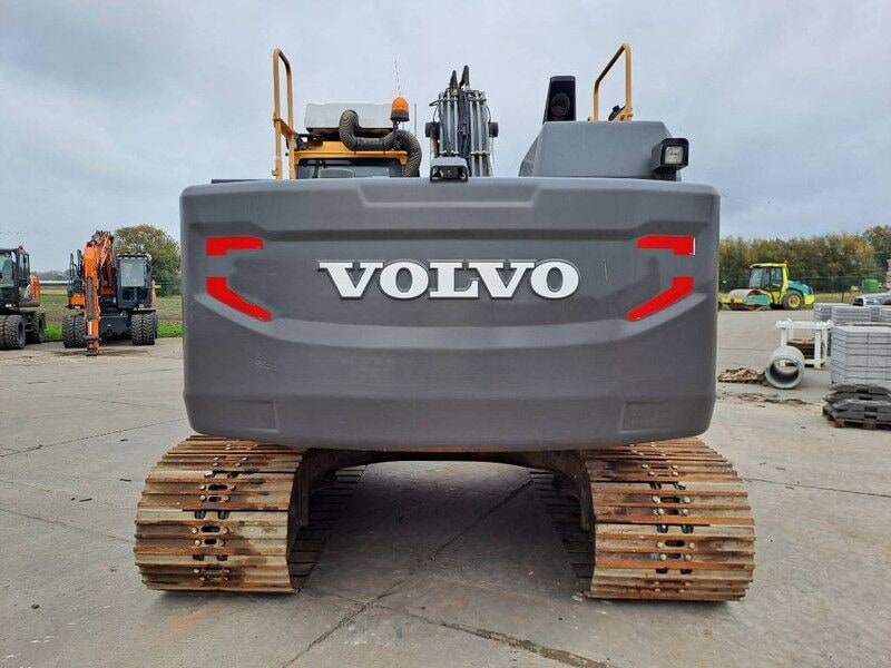 2015 Volvo EC220EL crawler excavator, rear view