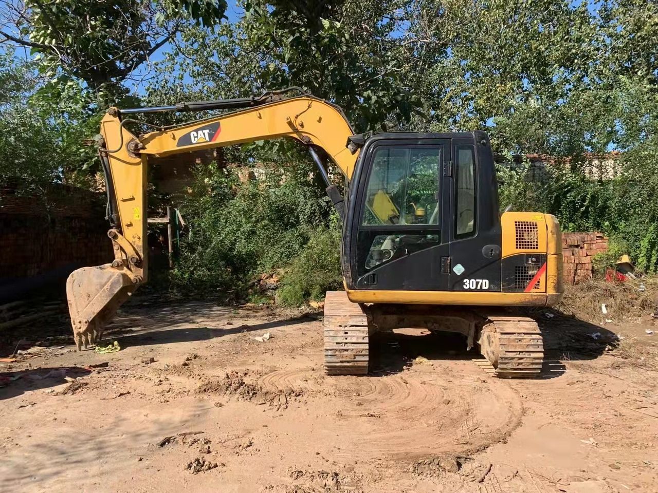 2024 Caterpillar 307D excavator side view 2024 Caterpillar 307D excavator side view