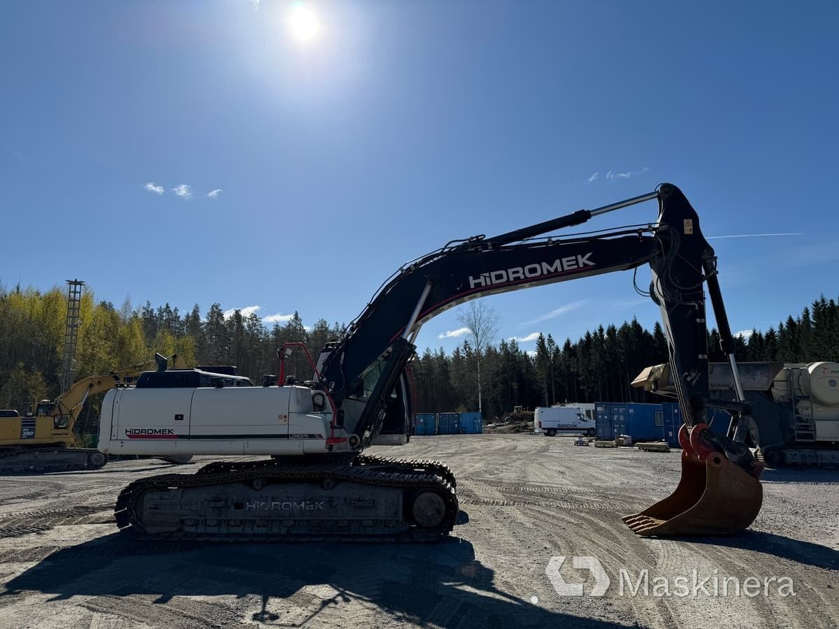 2016 Hidromek HMK370LC HD crawler excavator side view