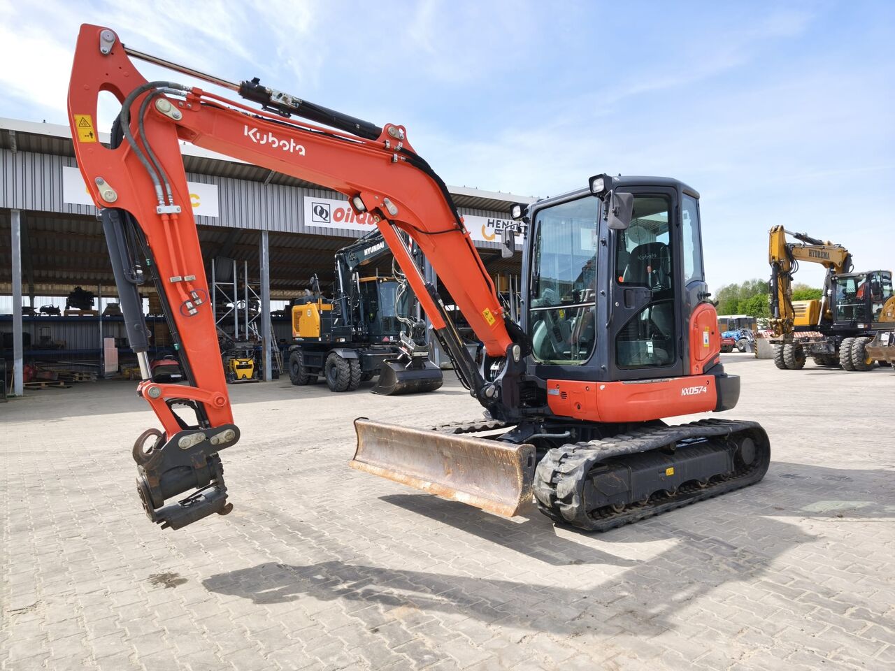 2020 Kubota KX057-4 mini excavator, side profile view 2020 Kubota KX057-4 mini excavator, side profile view