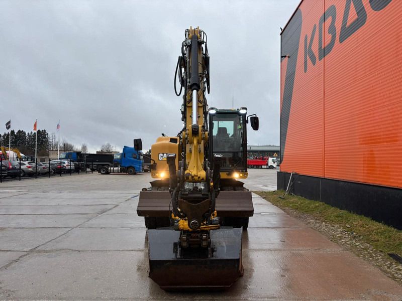 2016 Caterpillar M316F wheel excavator, front view 2016 Caterpillar M316F wheel excavator, front view