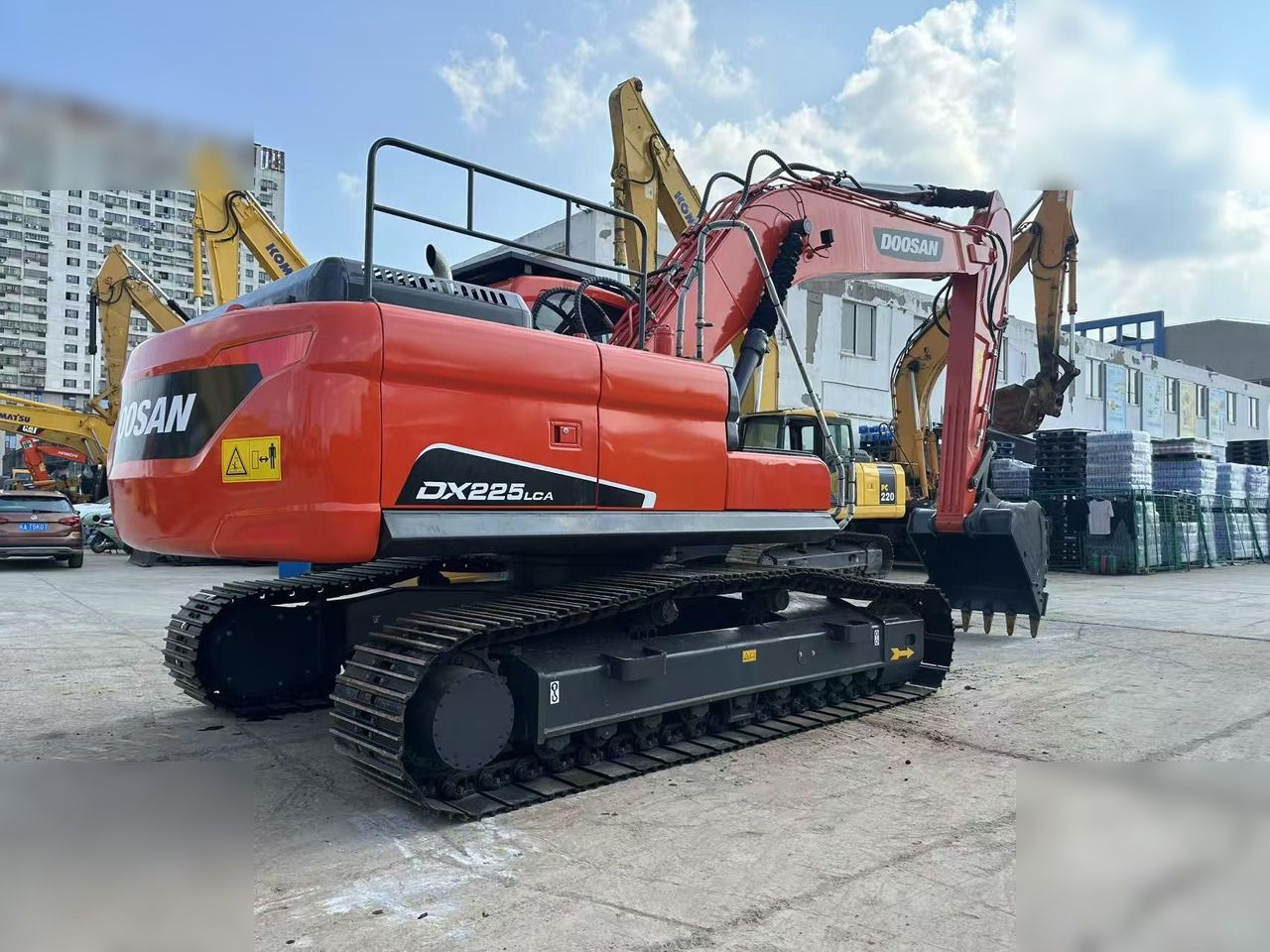 2020 Doosan DX225LCA crawler excavator, rear three-quarter view 2020 Doosan DX225LCA crawler excavator, rear three-quarter view