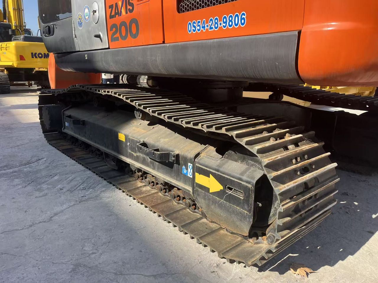 2022 Hitachi Zaxis 200 crawler excavator undercarriage view 2022 Hitachi Zaxis 200 crawler excavator undercarriage view