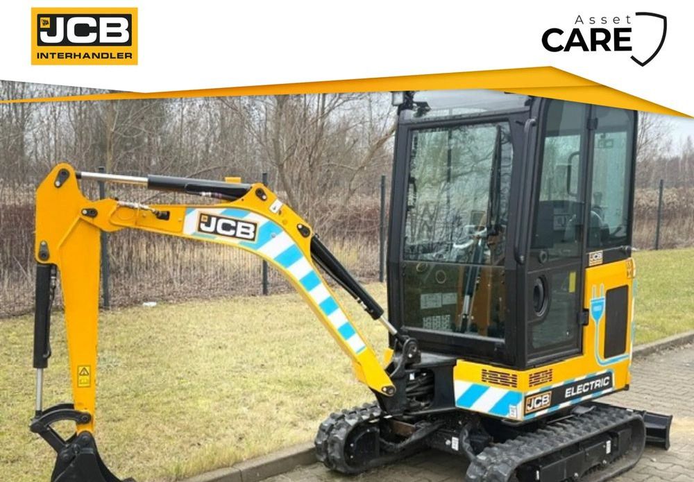 2022 JCB 19C-1 mini excavator side view 2022 JCB 19C-1 mini excavator side view