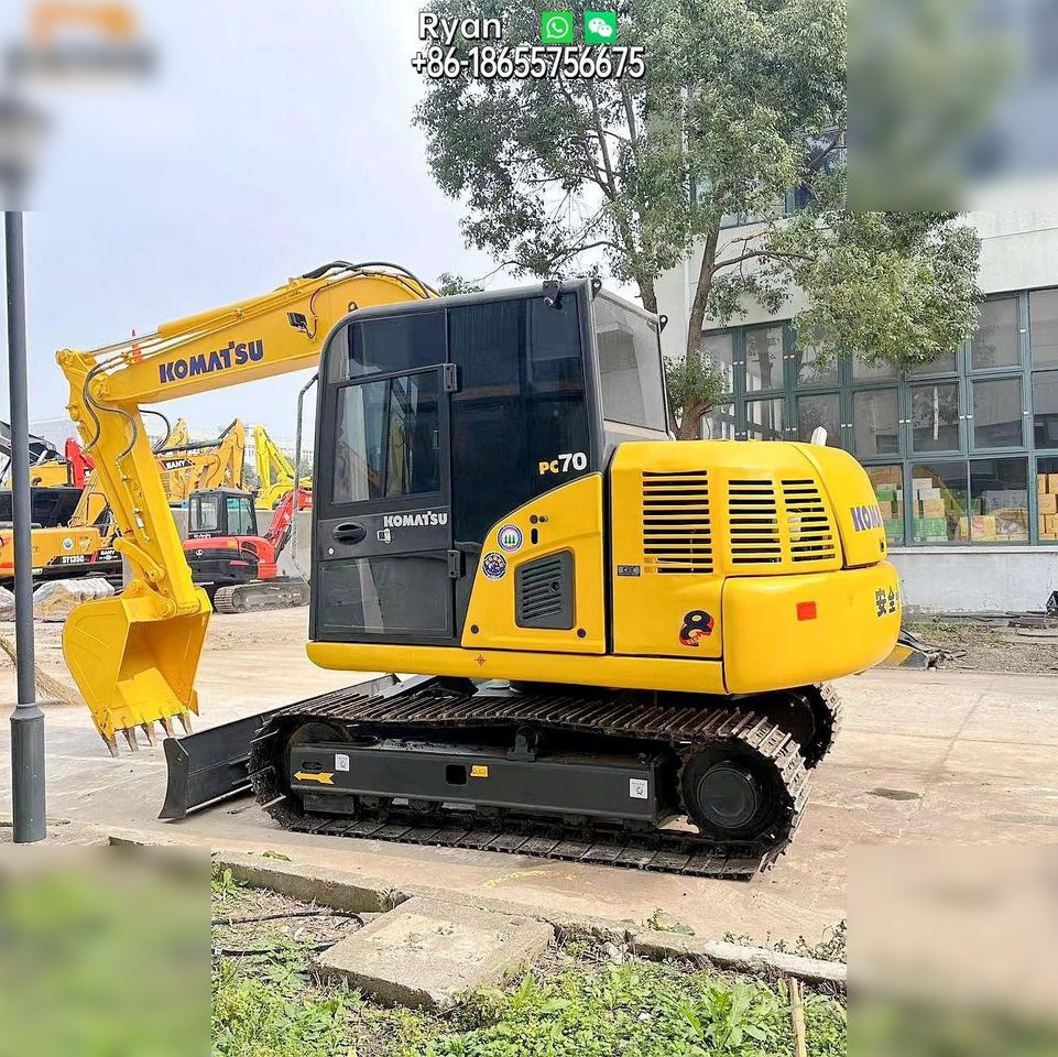 2023 Komatsu PC70-8 crawler excavator, side view 2023 Komatsu PC70-8 crawler excavator, side view