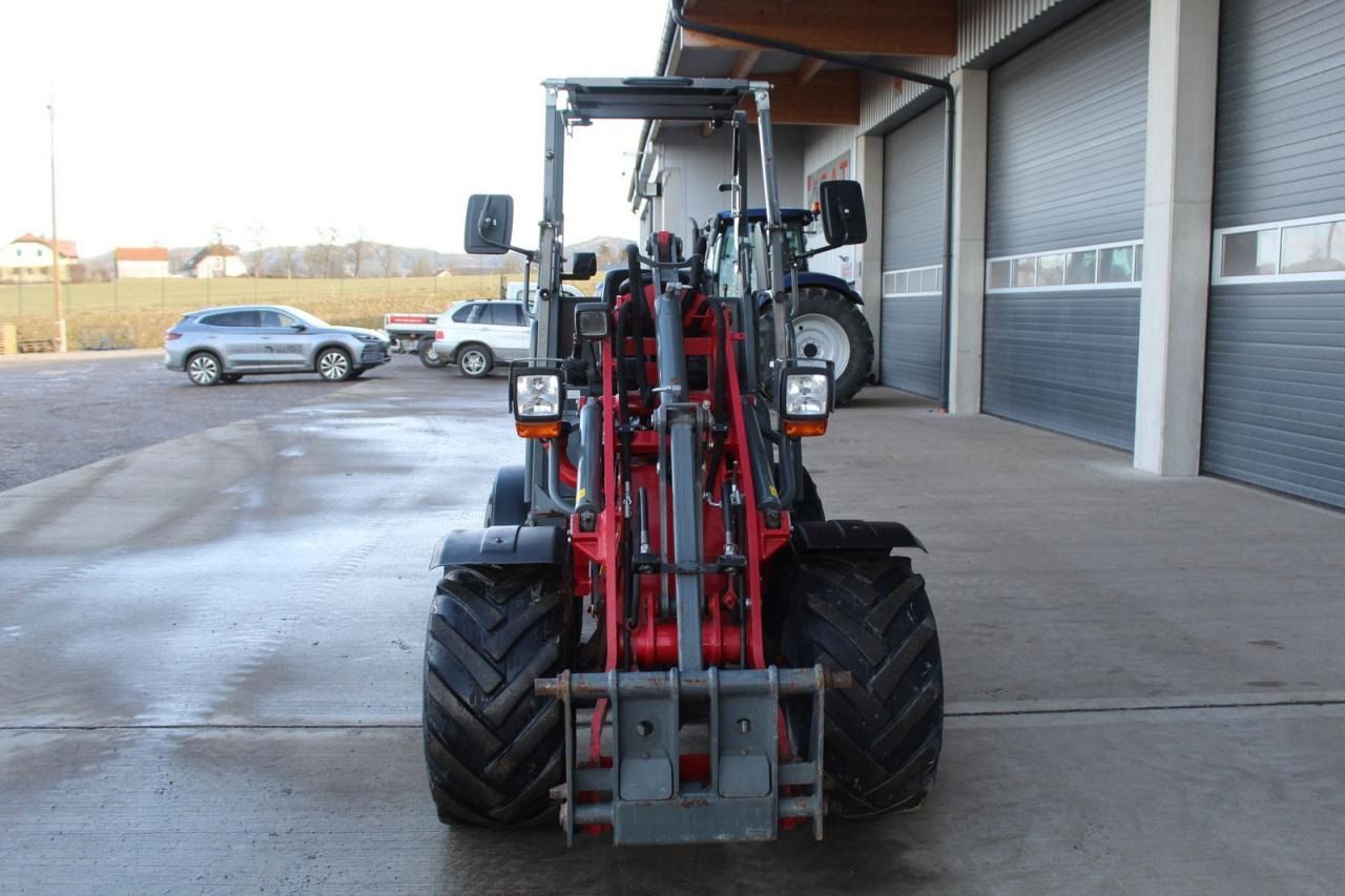 2019 Weidemann 1280 wheel loader, front view