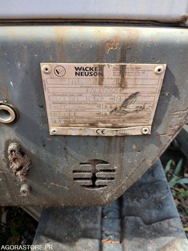 2012 Wacker Neuson 28Z3 mini excavator identification plate 2012 Wacker Neuson 28Z3 mini excavator identification plate