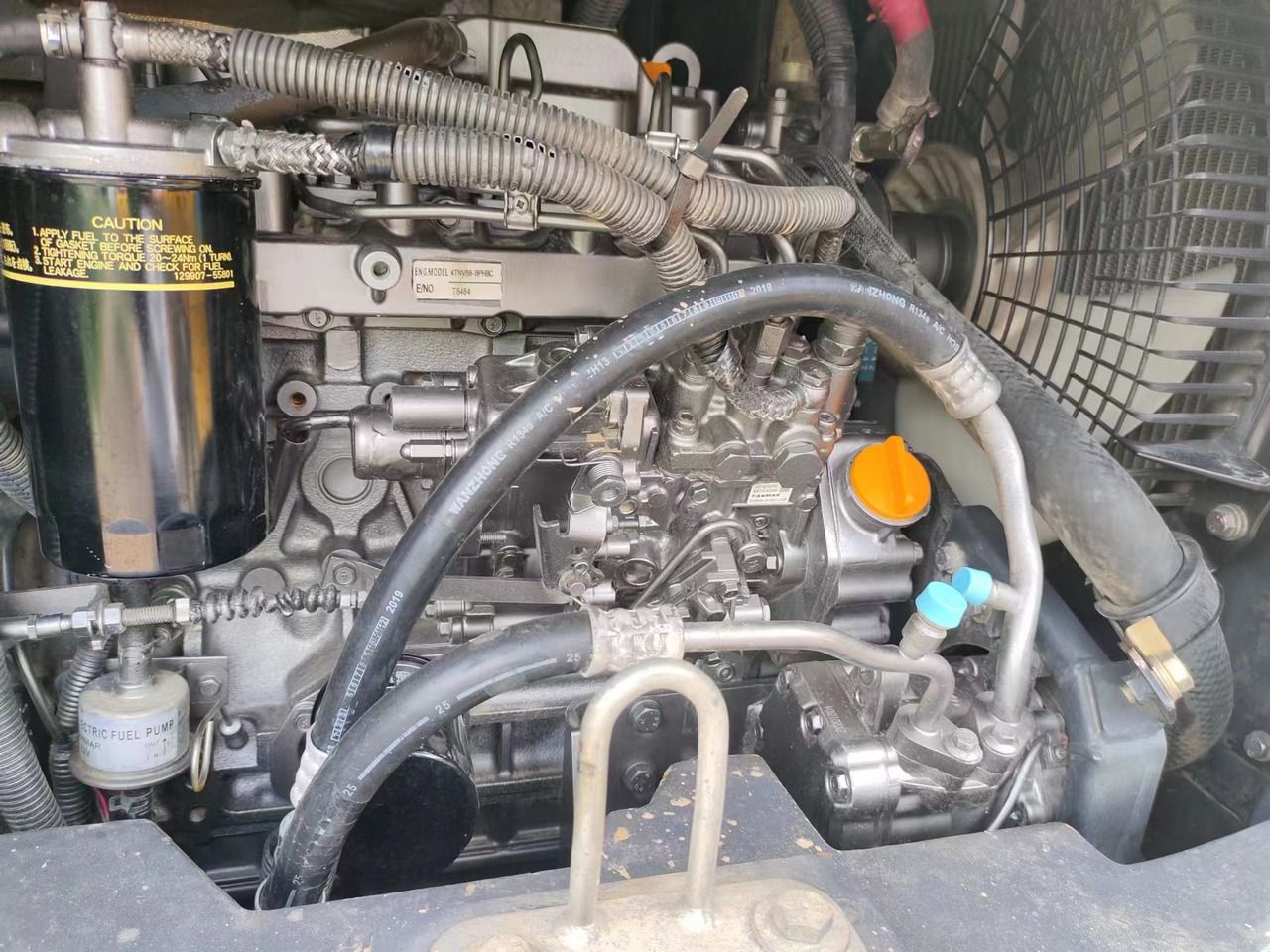 2016 Hitachi ZX55USR-5A mini excavator engine compartment 2016 Hitachi ZX55USR-5A mini excavator engine compartment