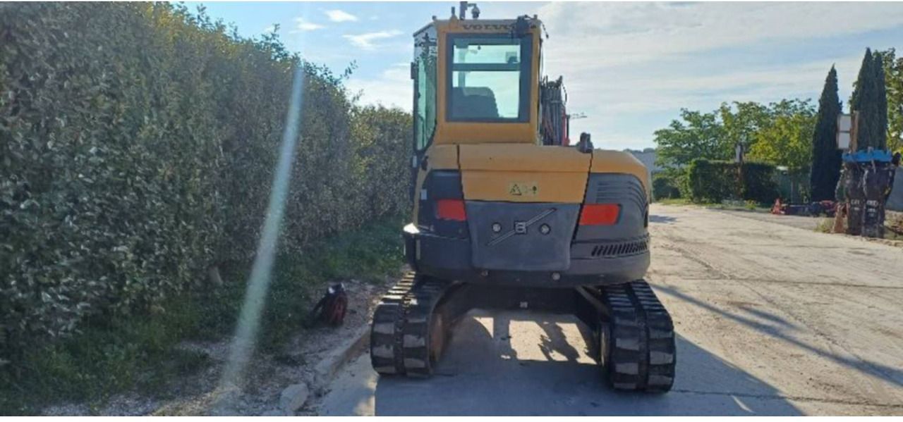 2012 Volvo ECR58 crawler excavator, rear view 2012 Volvo ECR58 crawler excavator, rear view