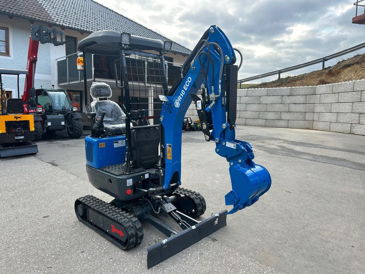 New 2026 Rippa R10 ECO Mini Excavator