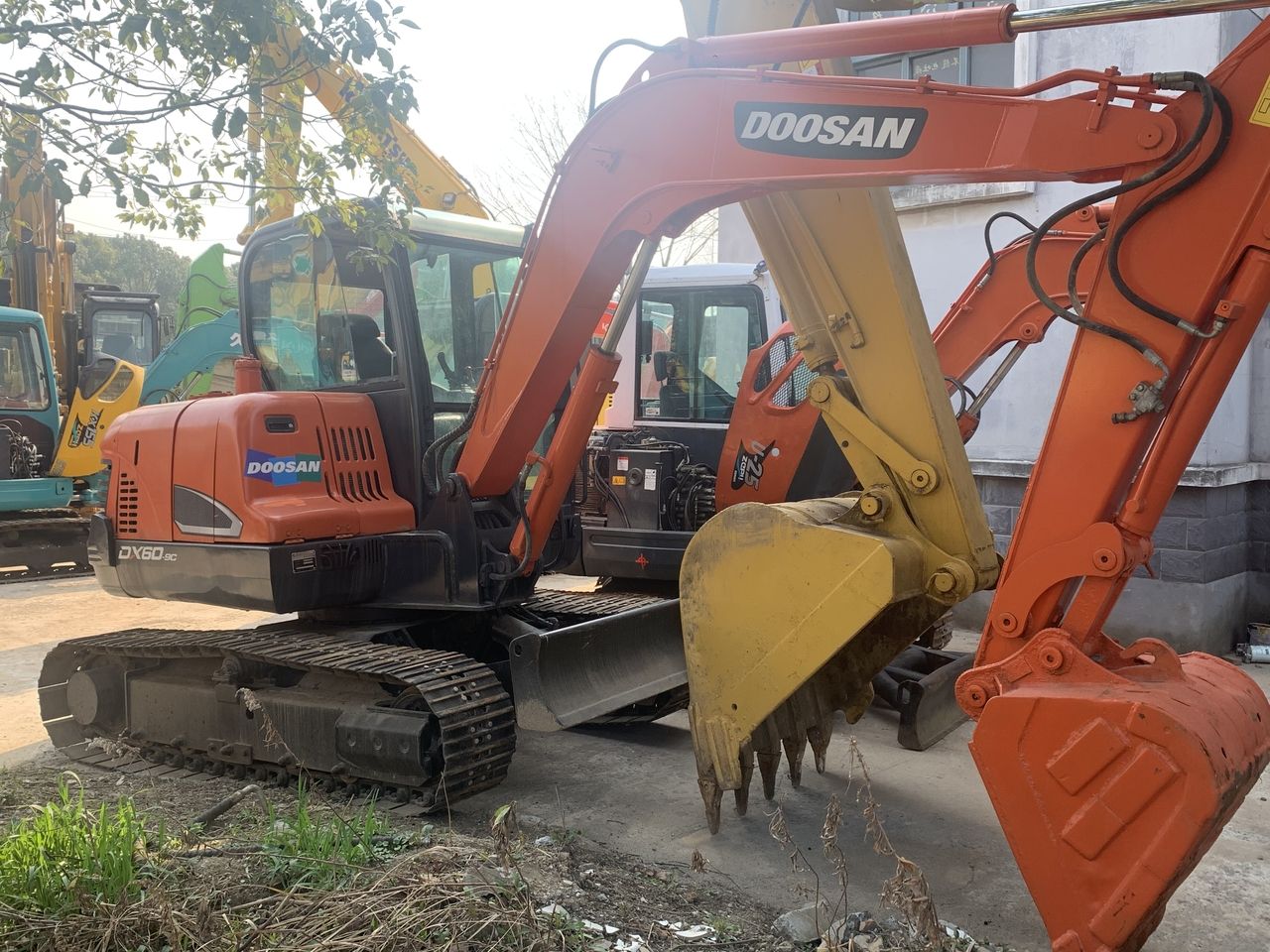 2011 Doosan DX60-9C mini excavator, side profile view 2011 Doosan DX60-9C mini excavator, side profile view