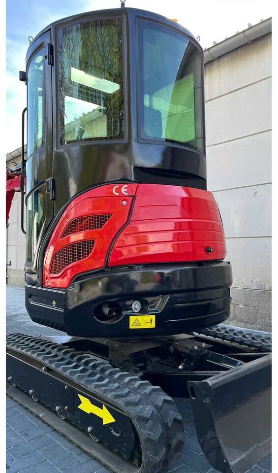 2026 DMPRO DM25J mini excavator rear view 2026 DMPRO DM25J mini excavator rear view
