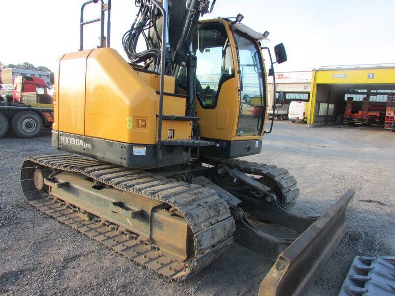 2022 Hyundai HX130 ALCR crawler excavator, side view 2022 Hyundai HX130 ALCR crawler excavator, side view