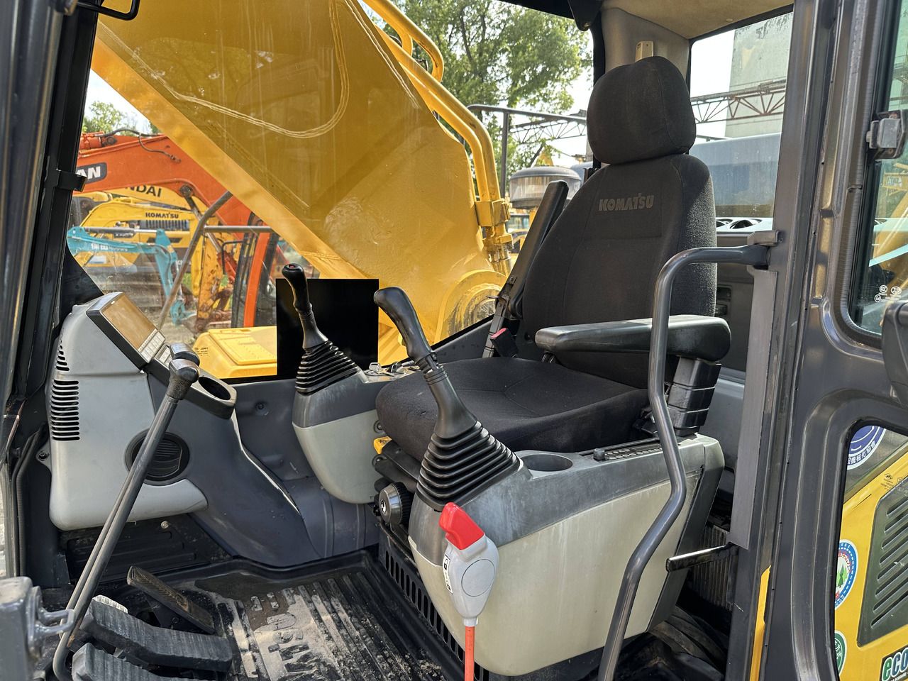 2019 Komatsu PC450-8 crawler excavator interior cab view 2019 Komatsu PC450-8 crawler excavator interior cab view