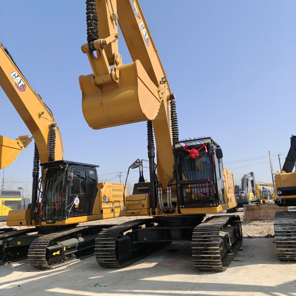2024 Caterpillar 336GC crawler excavator front view 2024 Caterpillar 336GC crawler excavator front view