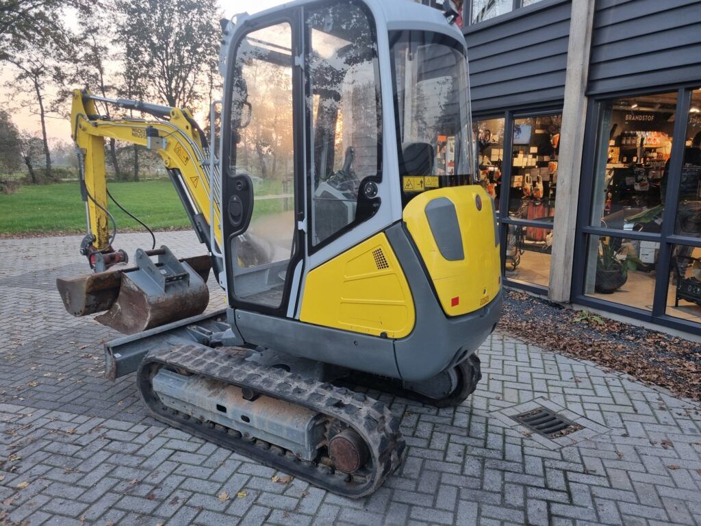 2020 Wacker Neuson ET24 mini excavator, front three-quarter view 2020 Wacker Neuson ET24 mini excavator, front three-quarter view