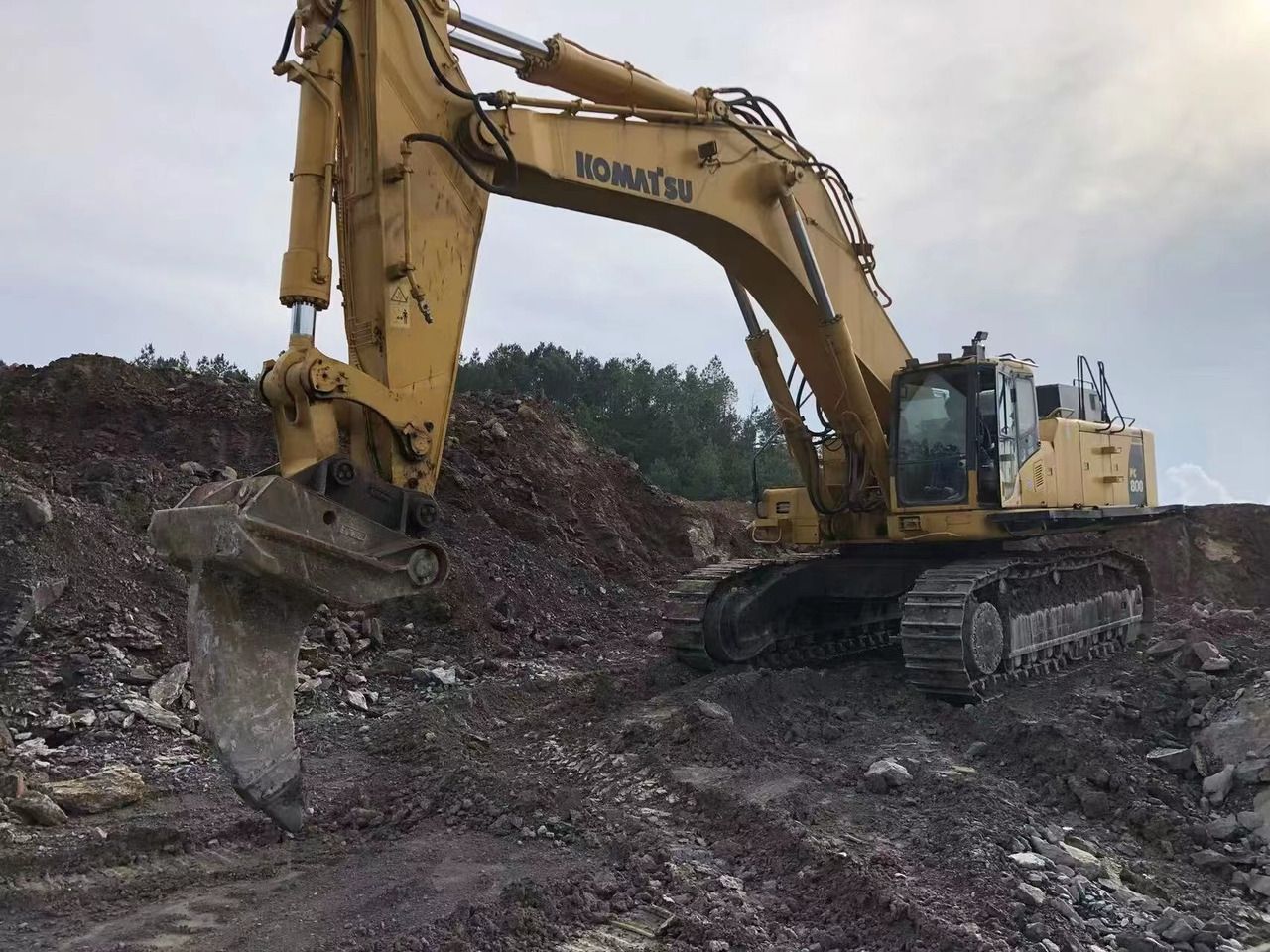 2021 Komatsu PC800-7 crawler excavator, front three-quarter view 2021 Komatsu PC800-7 crawler excavator, front three-quarter view