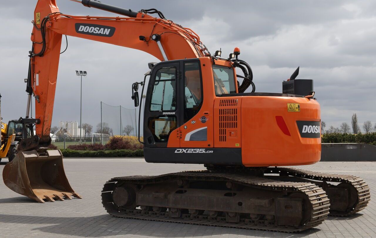 2020 Doosan DX235LCR crawler excavator, side profile view 2020 Doosan DX235LCR crawler excavator, side profile view