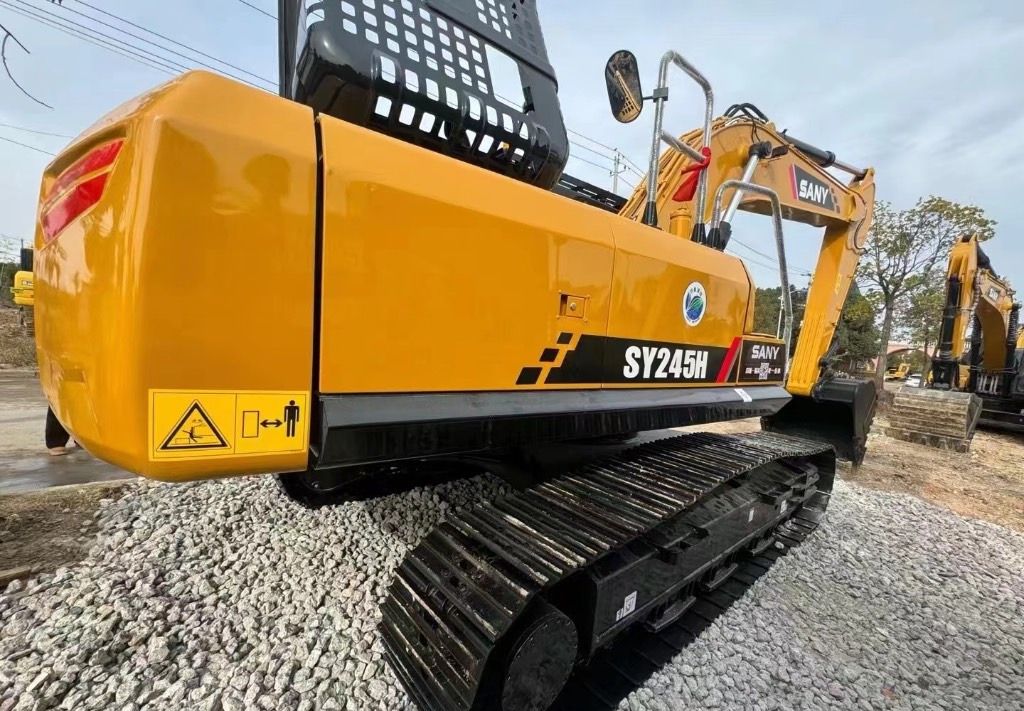 2022 Sany SY245H crawler excavator, rear three-quarter view 2022 Sany SY245H crawler excavator, rear three-quarter view