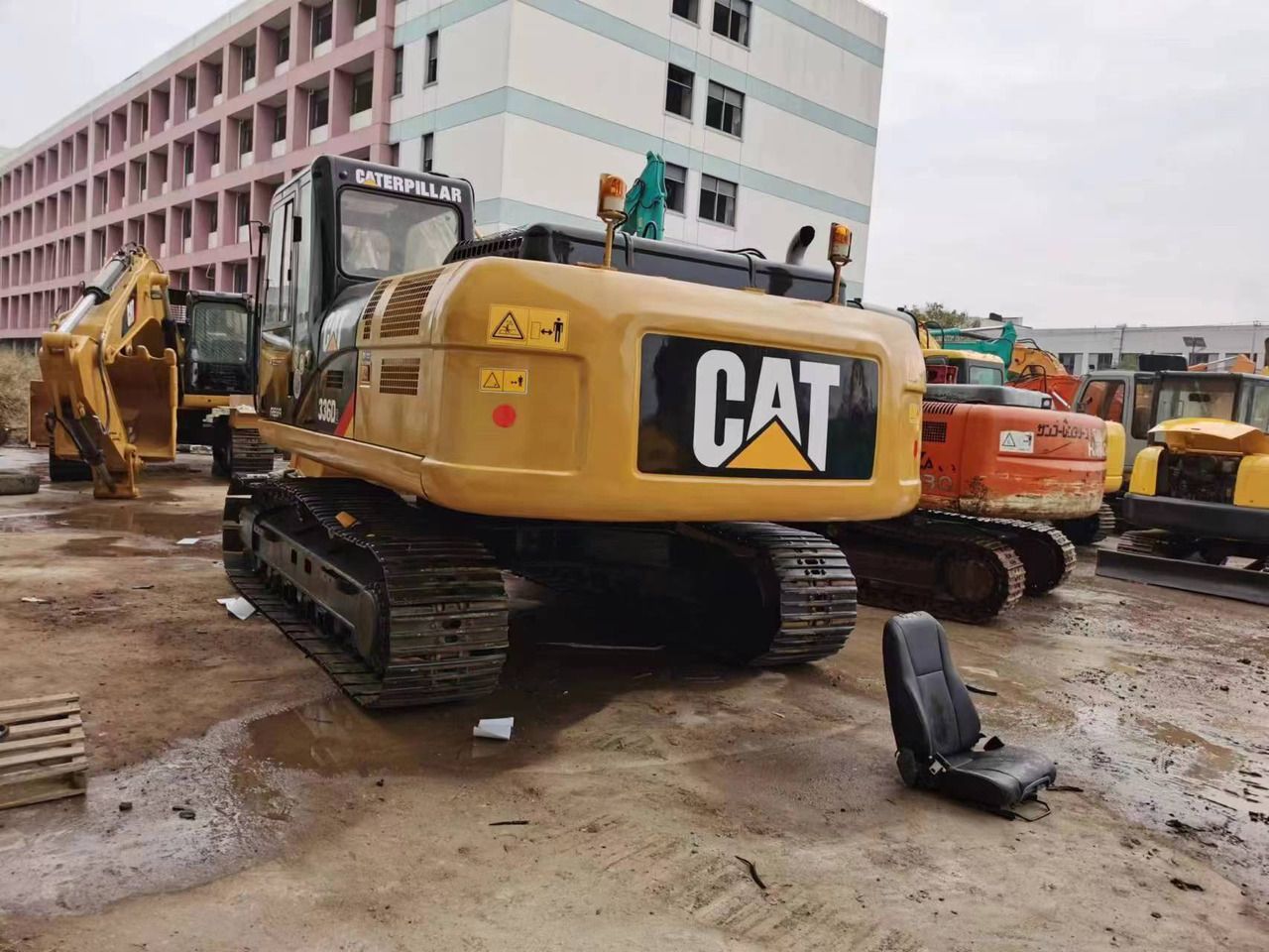 2018 Caterpillar 336D2 crawler excavator, rear three-quarter view 2018 Caterpillar 336D2 crawler excavator, rear three-quarter view