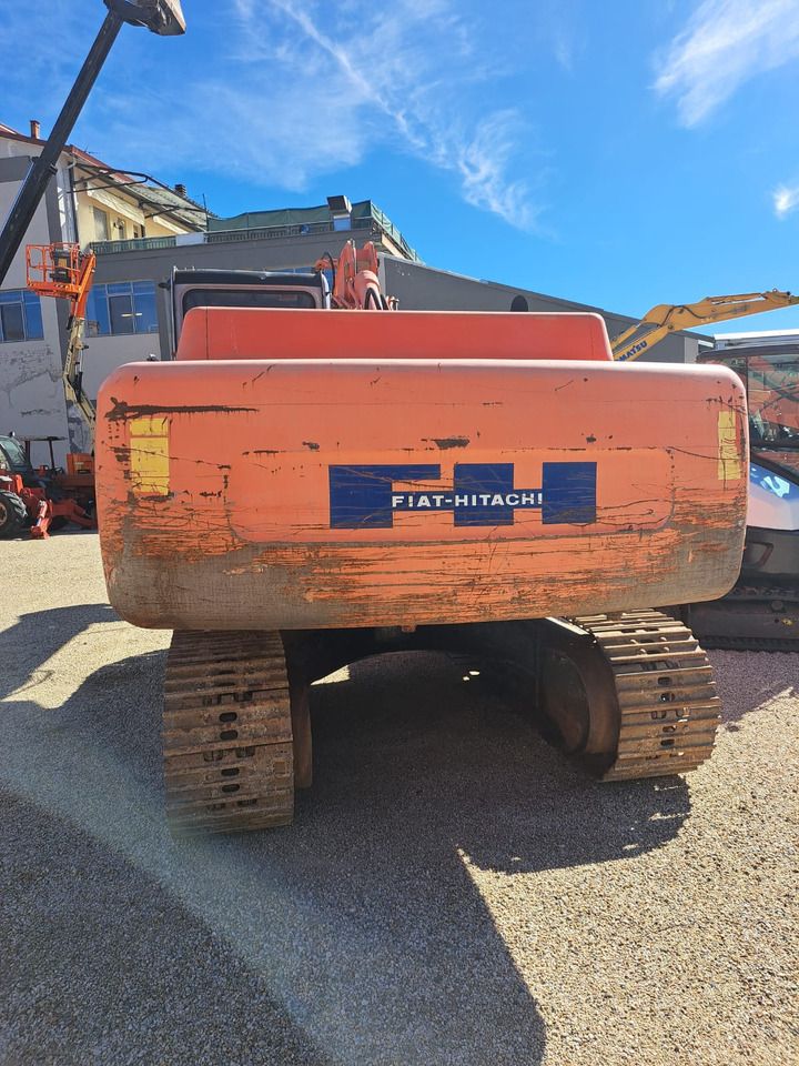 1998 Fiat-Hitachi EX 215 crawler excavator rear view 1998 Fiat-Hitachi EX 215 crawler excavator rear view