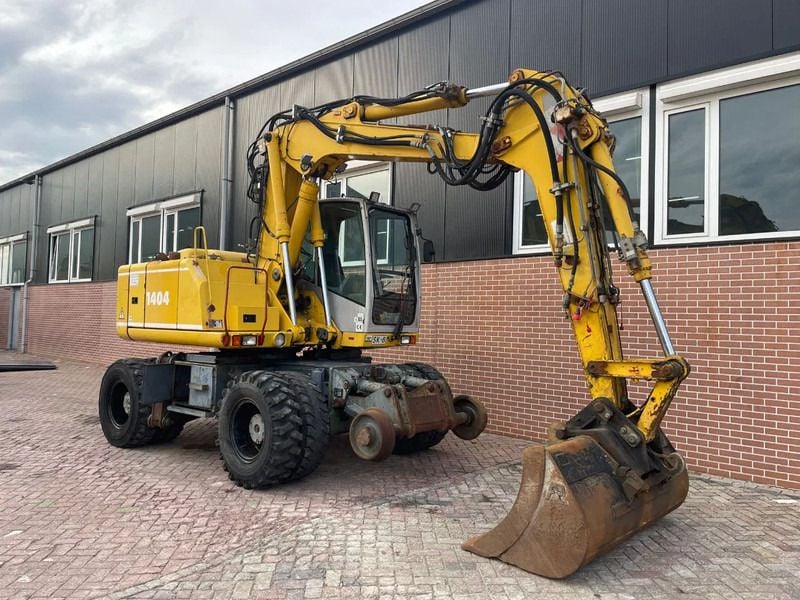 2006 Atlas 1404K wheel excavator, side view