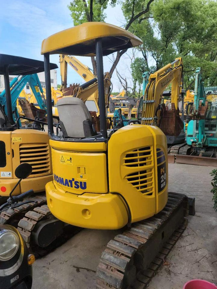 2017 Komatsu PC20MR mini excavator rear view 2017 Komatsu PC20MR mini excavator rear view