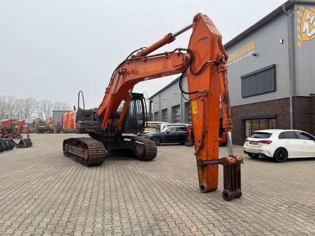 2006 Hitachi ZX350LCN crawler excavator, side view 2006 Hitachi ZX350LCN crawler excavator, side view