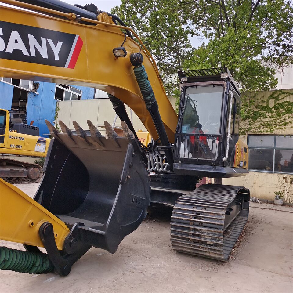 2025 Sany SY305H crawler excavator, front three-quarter view 2025 Sany SY305H crawler excavator, front three-quarter view