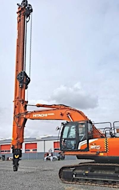 2023 Hitachi ZX350LC-7 crawler excavator with teledipper attachment 2023 Hitachi ZX350LC-7 crawler excavator with teledipper attachment