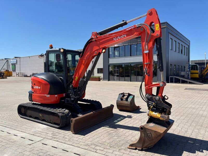 2020 Kubota U55-4 mini excavator, side view 2020 Kubota U55-4 mini excavator, side view