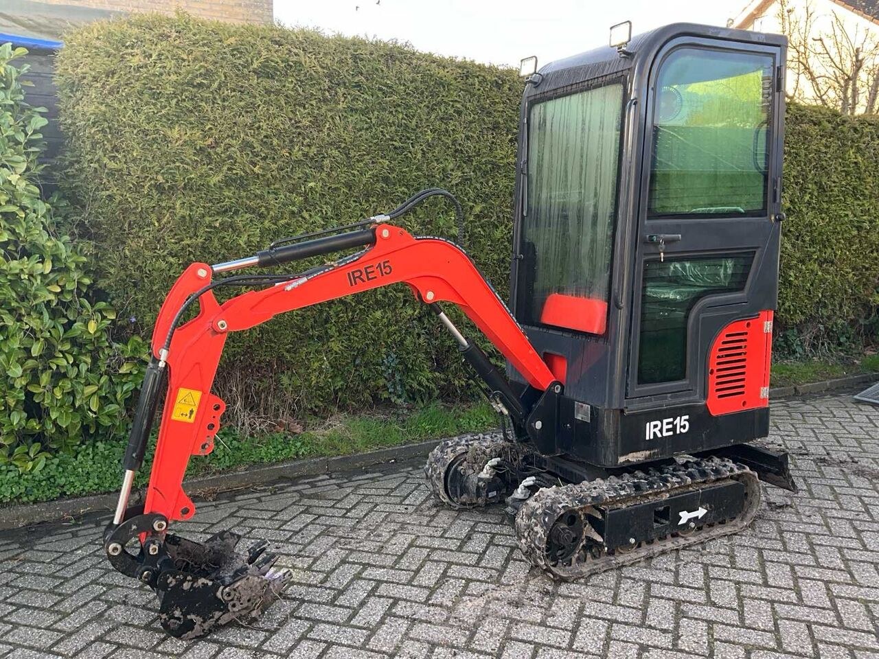 2025 IRE 15 mini excavator, side profile view 2025 IRE 15 mini excavator, side profile view