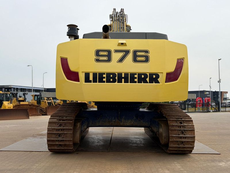 2014 Liebherr R976 HDSL crawler excavator rear view
