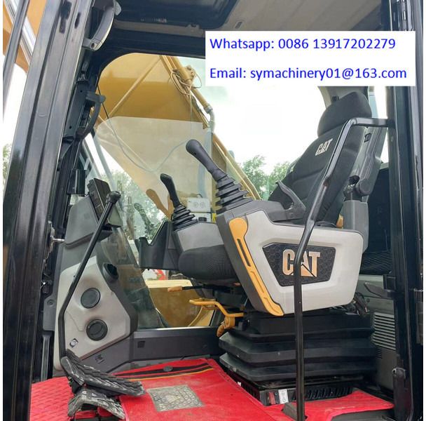 2024 Caterpillar 320GC crawler excavator interior view 2024 Caterpillar 320GC crawler excavator interior view