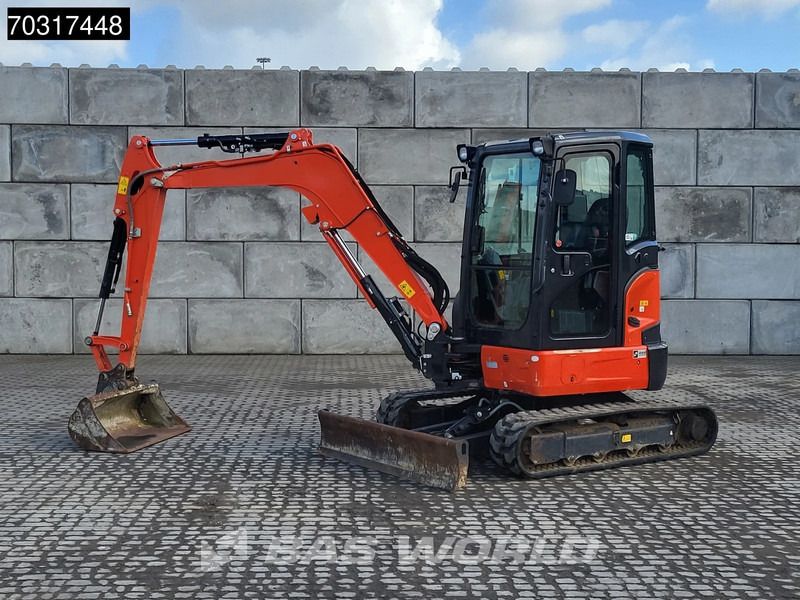 2022 Kubota U36-4 mini excavator, side view 2022 Kubota U36-4 mini excavator, side view