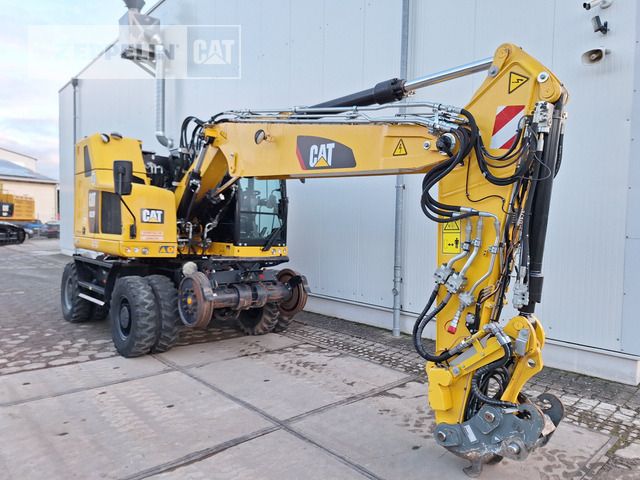 2019 Caterpillar M323F wheel excavator, side profile view 2019 Caterpillar M323F wheel excavator, side profile view