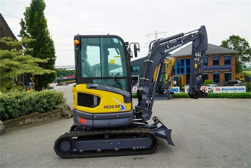 Eurotrac HE26-SR mini excavator, side view Eurotrac HE26-SR mini excavator, side view