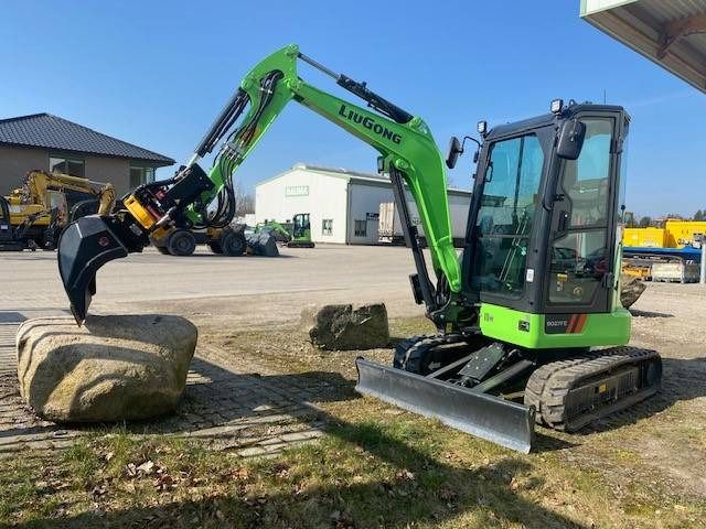 2024 LiuGong 9027 FE mini excavator, side view 2024 LiuGong 9027 FE mini excavator, side view