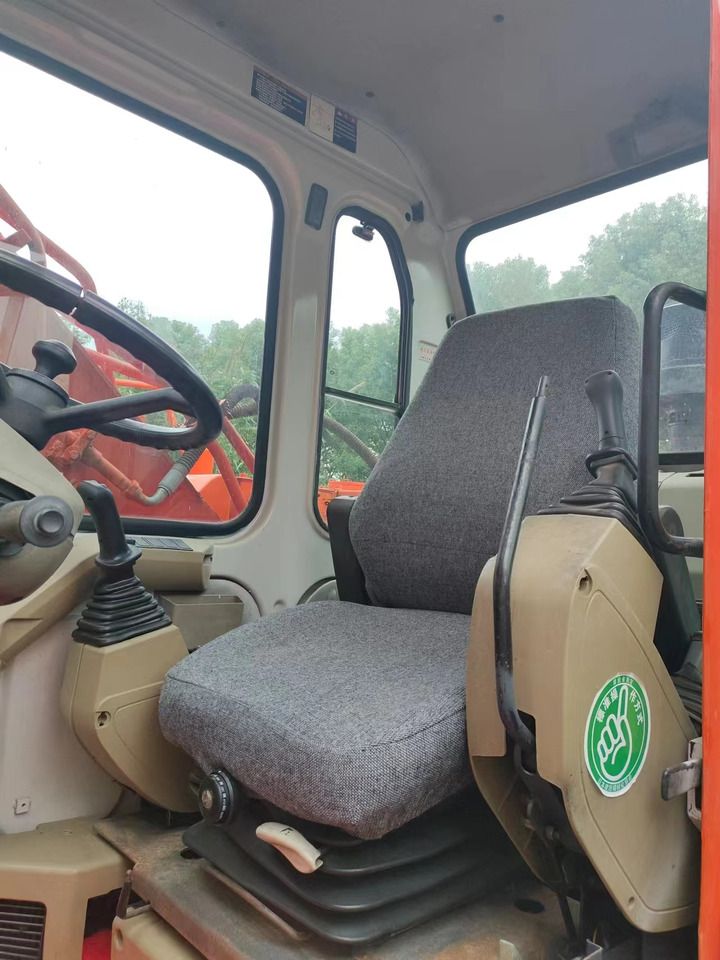 2018 Doosan DH150W-7 wheel excavator interior view 2018 Doosan DH150W-7 wheel excavator interior view