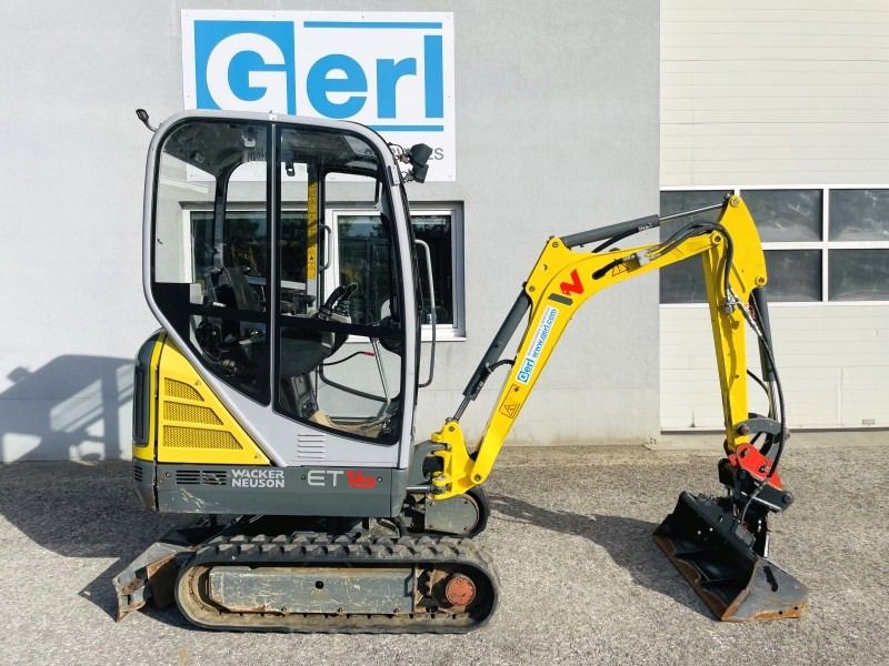 2019 Wacker Neuson ET16 mini excavator side view
