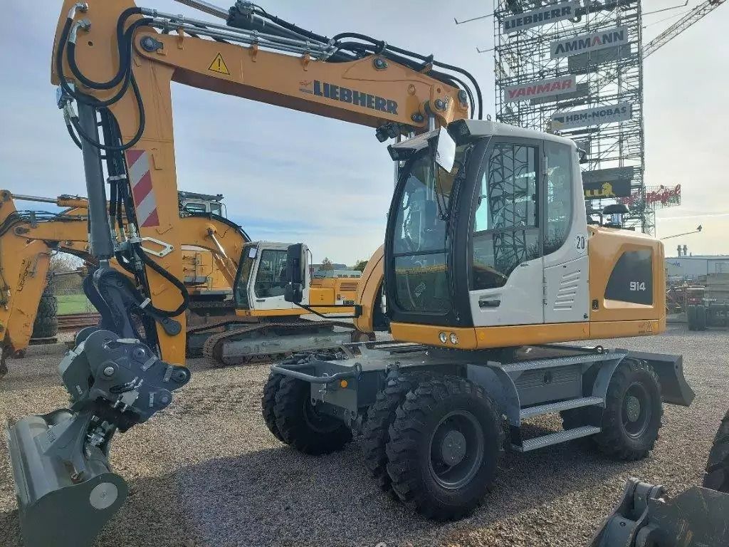 2022 Liebherr A914 Litronic wheel excavator, front three-quarter view