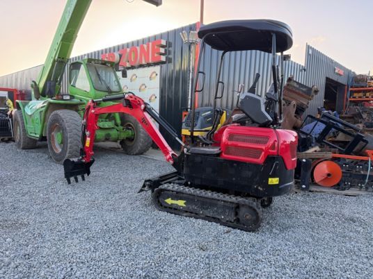 JPC HT20 mini excavator, rear three-quarter view