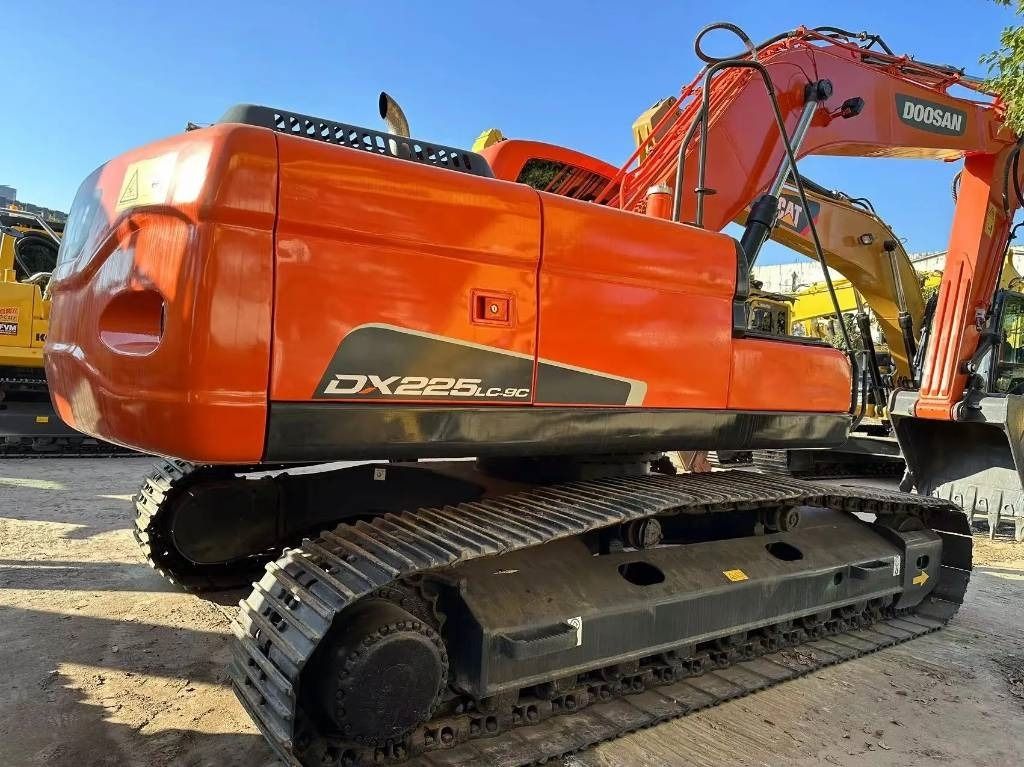 2024 Doosan DX225LC-9C crawler excavator side view 2024 Doosan DX225LC-9C crawler excavator side view