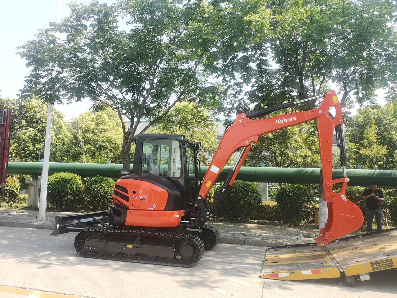 2026 Kubota KX163-5 mini excavator side view 2026 Kubota KX163-5 mini excavator side view