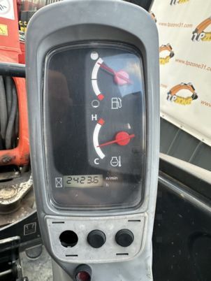 2018 Kubota KX027-4 mini excavator instrument cluster view