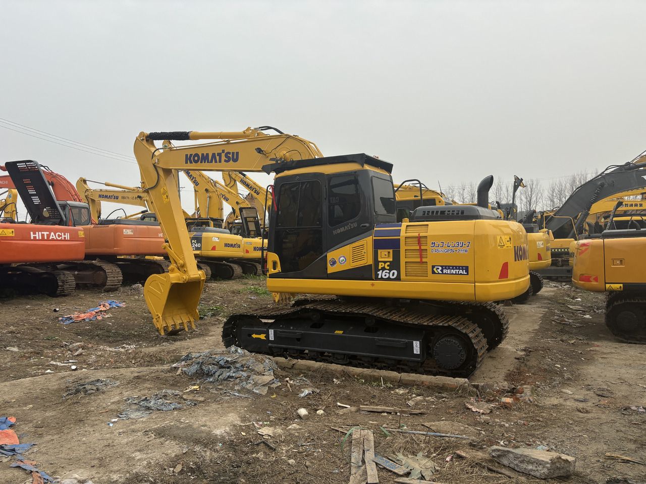 2022 Komatsu PC160 crawler excavator, side view 2022 Komatsu PC160 crawler excavator, side view
